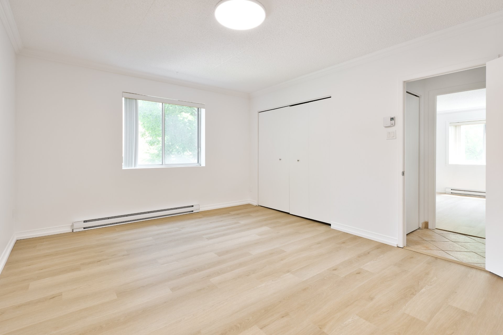 









7060


Av. Giraud

, 106,
Montréal (Anjou),




QC
H1J2J7

