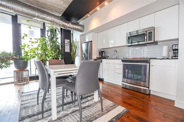 









311


Hargrave

ST, 1204,
Winnipeg,




MB
R3B 2C3

