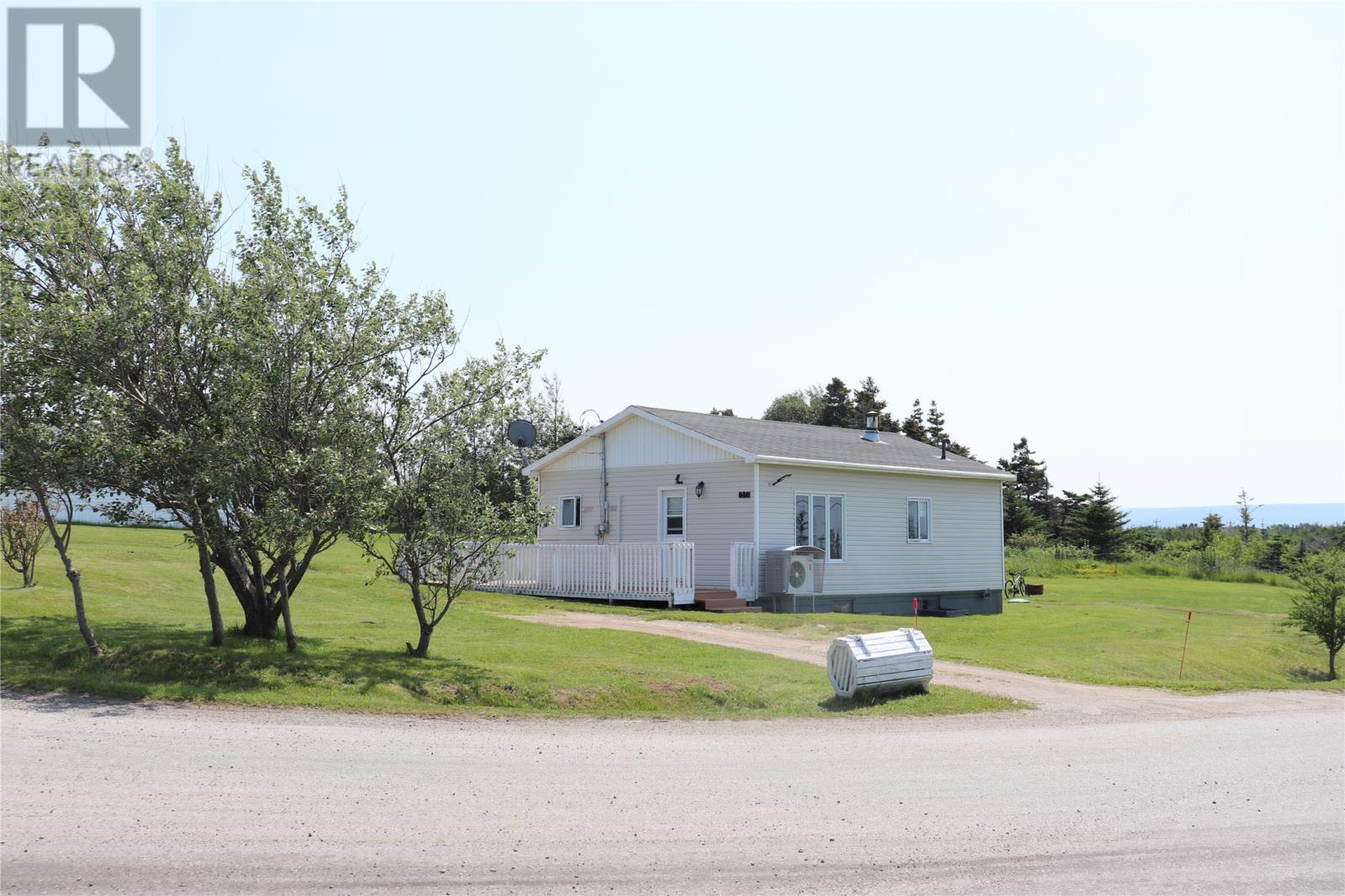 












800 Main Road

,
St Davids,




Newfoundland & Labrador
A0N1X0

