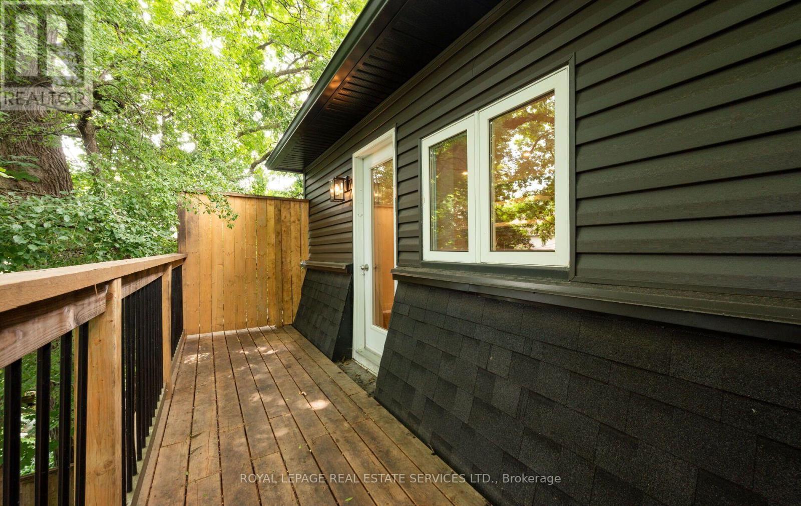 












509 CHRISTIE STREET

,
Toronto,




Ontario
M6G3C9

