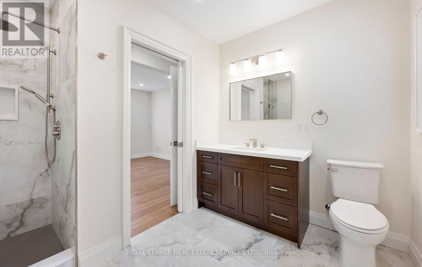 












509 CHRISTIE STREET

,
Toronto,




Ontario
M6G3C9

