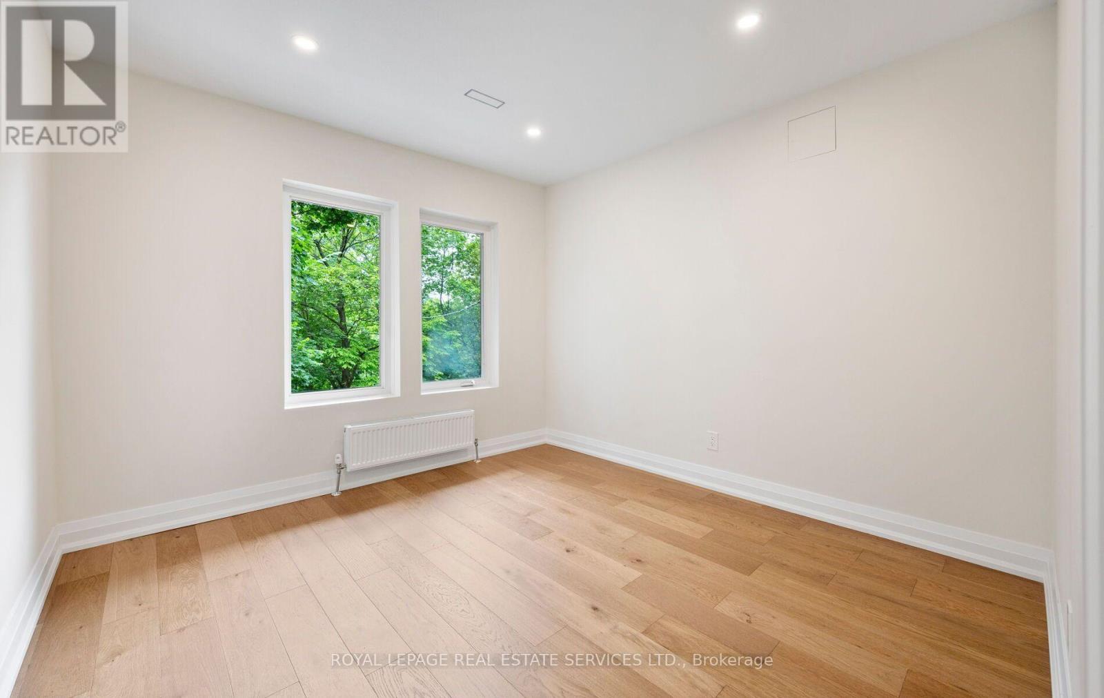 












509 CHRISTIE STREET

,
Toronto,




Ontario
M6G3C9

