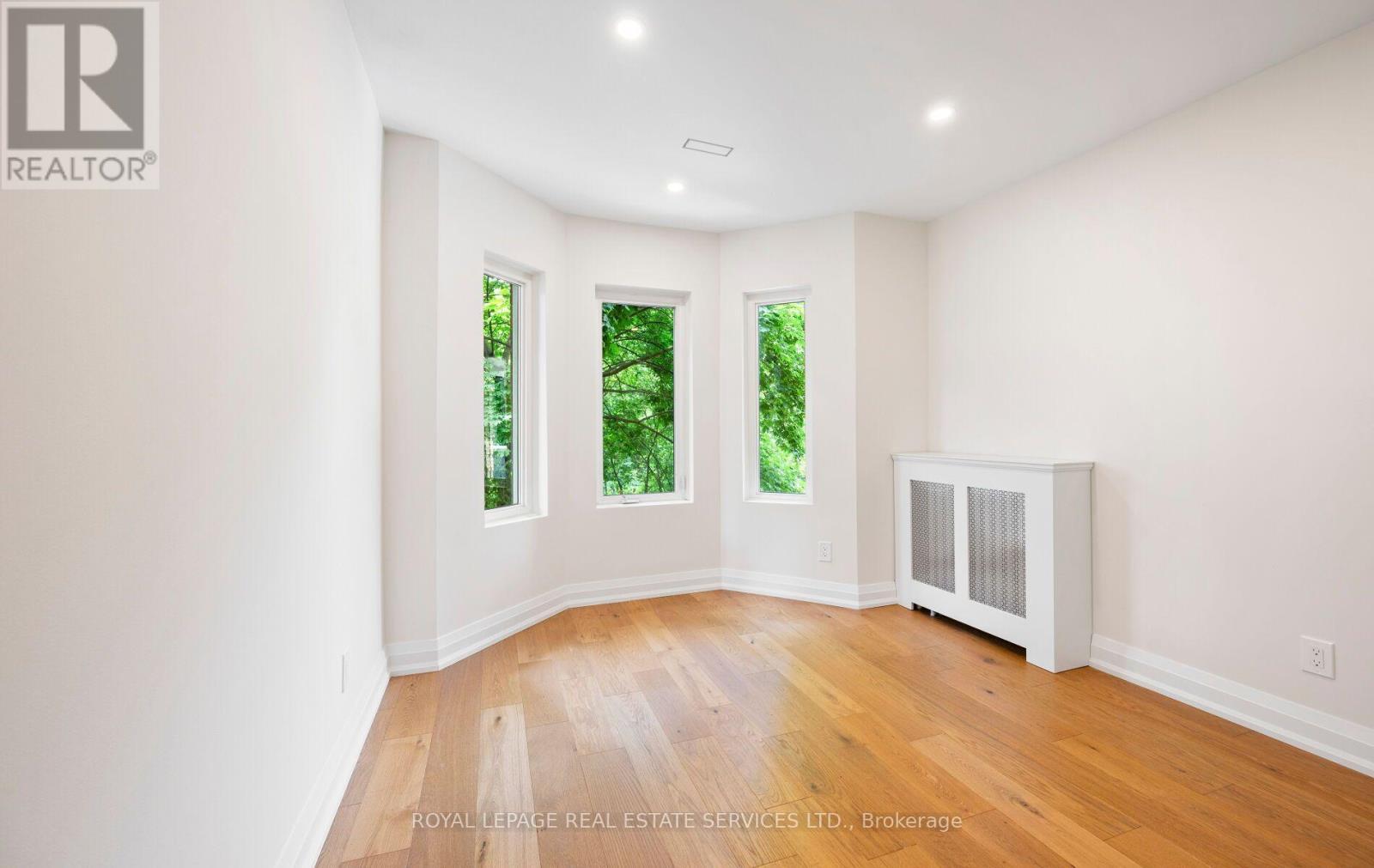 












509 CHRISTIE STREET

,
Toronto,




Ontario
M6G3C9

