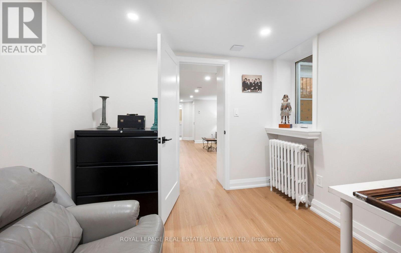 












509 CHRISTIE STREET

,
Toronto,




Ontario
M6G3C9


