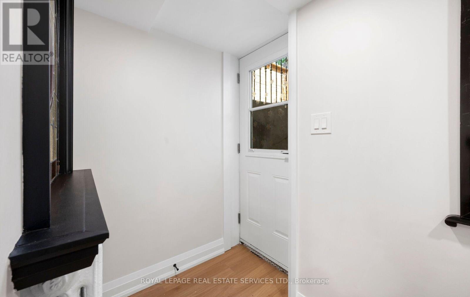 












509 CHRISTIE STREET

,
Toronto,




Ontario
M6G3C9

