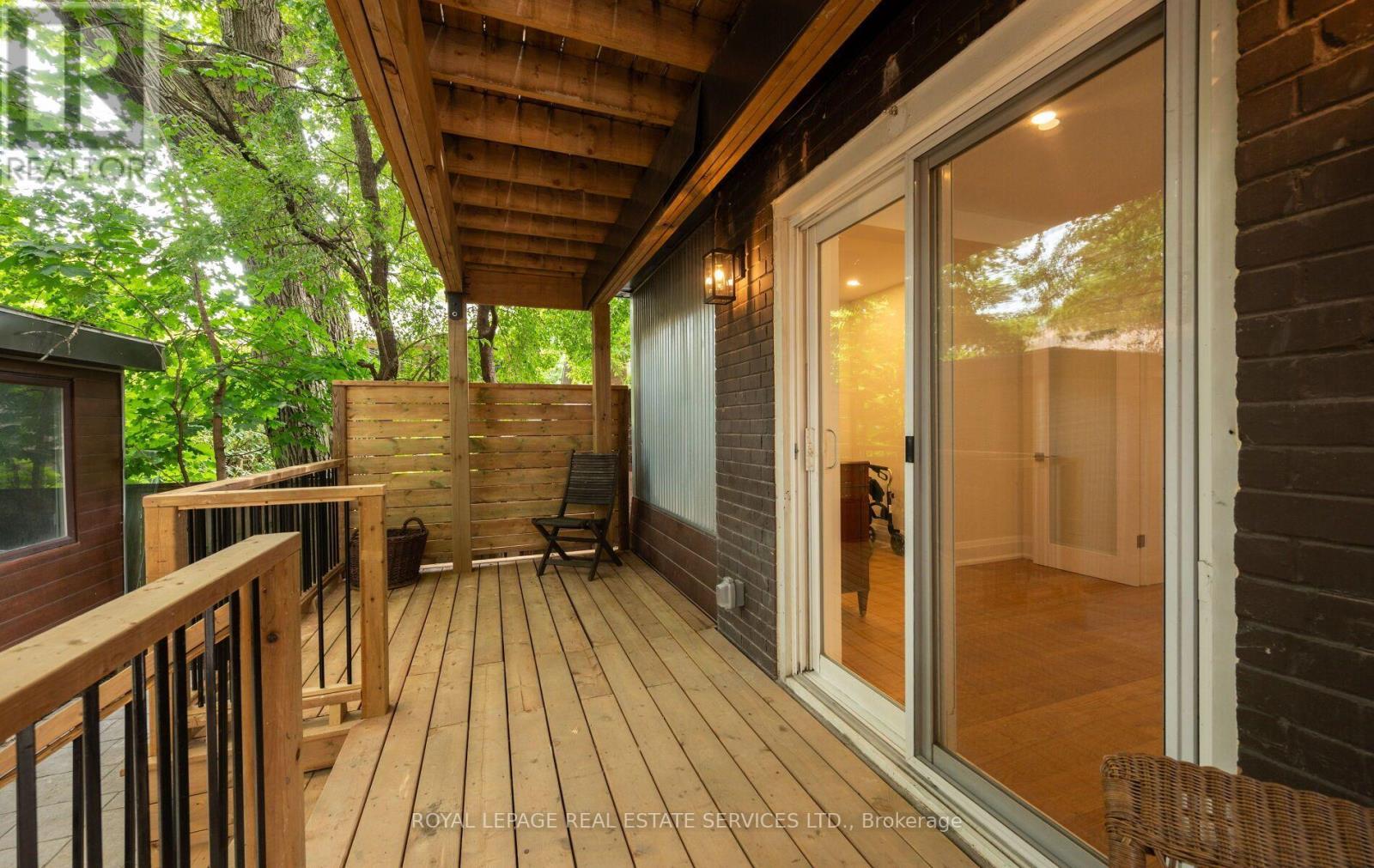 












509 CHRISTIE STREET

,
Toronto,




Ontario
M6G3C9

