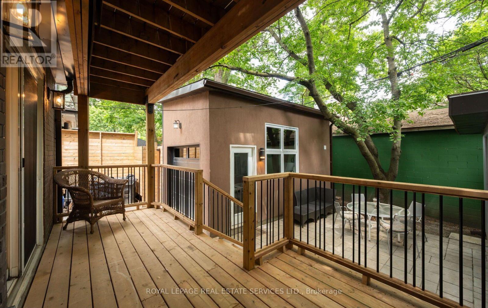 












509 CHRISTIE STREET

,
Toronto,




Ontario
M6G3C9

