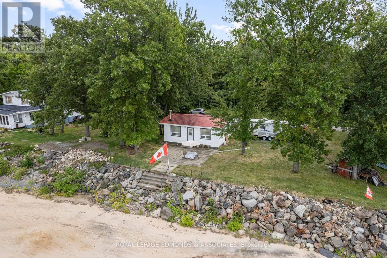 












45 GREATVIEW TRAIL

,
Whitewater Region,




Ontario
K8A6W2

