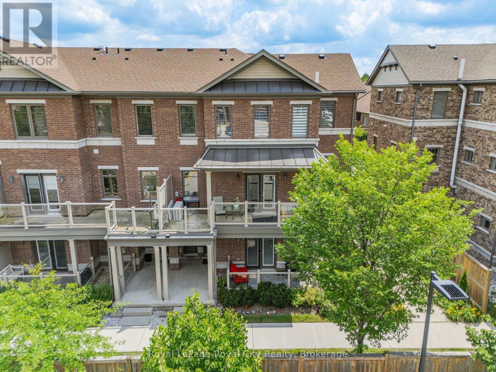 












30 - 39 KAY CRESCENT

,
Guelph (Pineridge/Westminster Woods),




Ontario
N1L0N5


