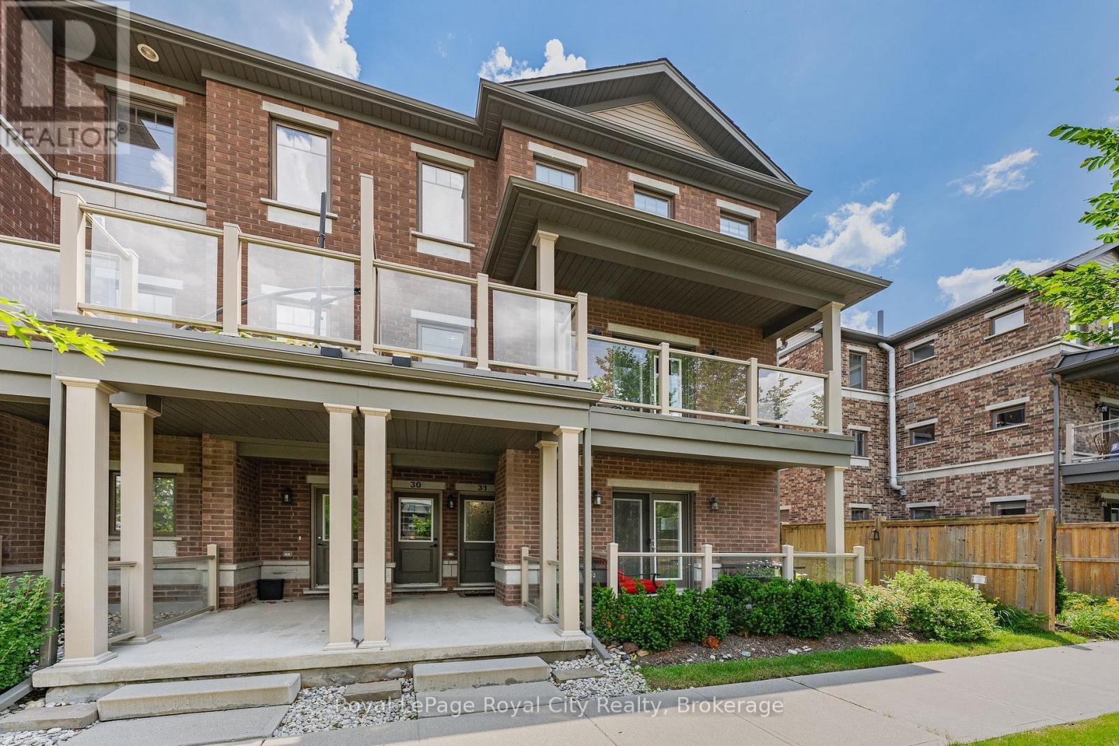 












30 - 39 KAY CRESCENT

,
Guelph (Pineridge/Westminster Woods),




Ontario
N1L0N5

