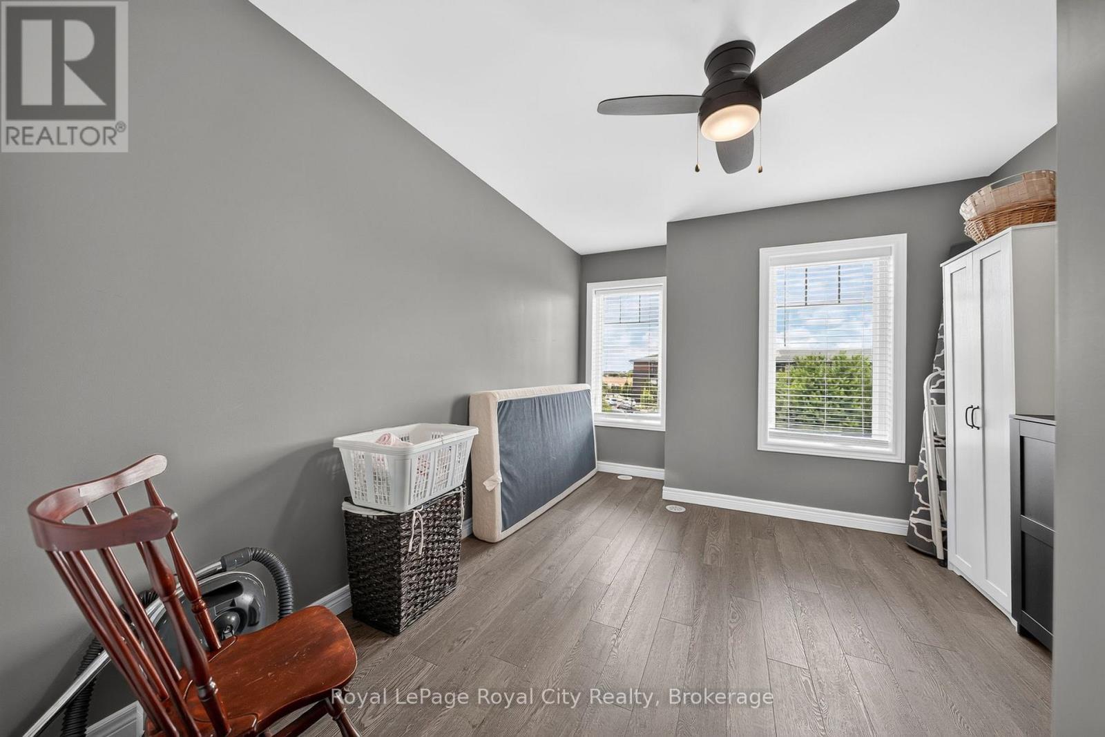 












30 - 39 KAY CRESCENT

,
Guelph (Pineridge/Westminster Woods),




Ontario
N1L0N5

