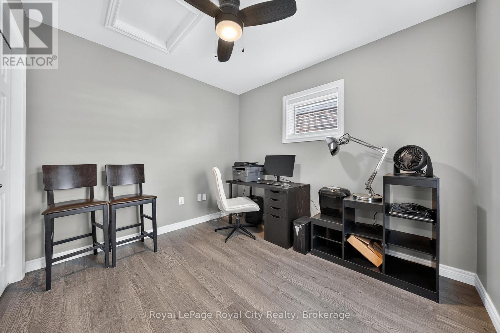 












30 - 39 KAY CRESCENT

,
Guelph (Pineridge/Westminster Woods),




Ontario
N1L0N5

