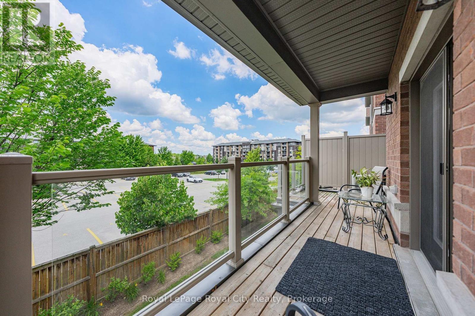 












30 - 39 KAY CRESCENT

,
Guelph (Pineridge/Westminster Woods),




Ontario
N1L0N5

