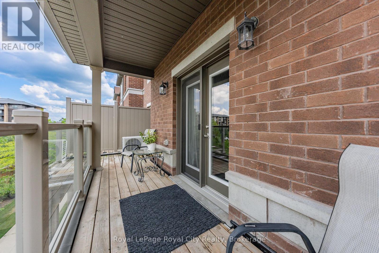 












30 - 39 KAY CRESCENT

,
Guelph (Pineridge/Westminster Woods),




Ontario
N1L0N5

