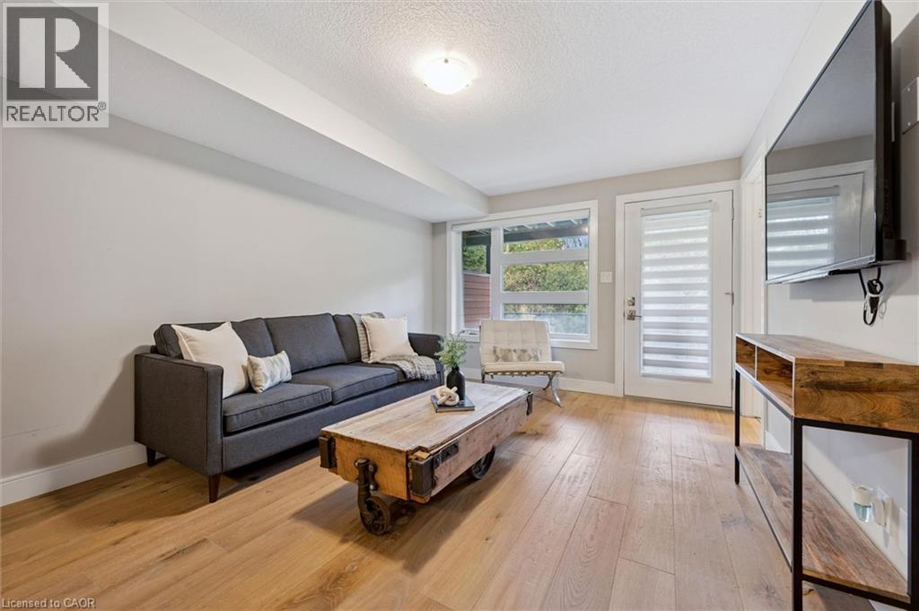 












60 ARKELL Road Unit# 83

,
Guelph,




Ontario
N1L0N8

