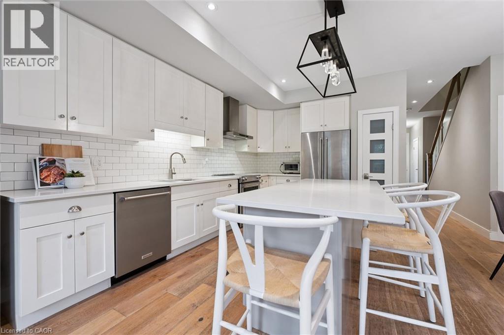 












60 ARKELL Road Unit# 83

,
Guelph,




Ontario
N1L0N8

