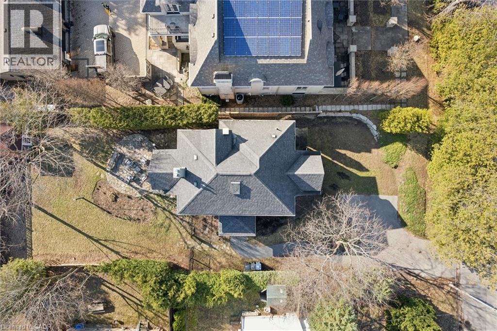 












87 UNIVERSITY Avenue W

,
Guelph,




Ontario
N1G1P1

