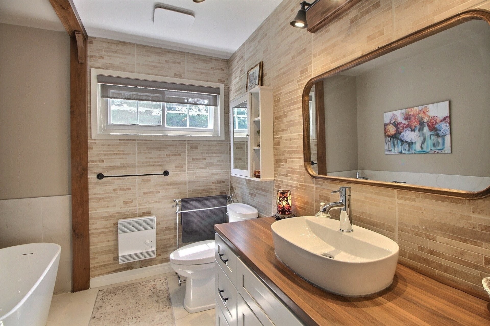 









2090


Av. du Capitaine-Veilleux

,
Shawinigan,




QC
G9P1A4

