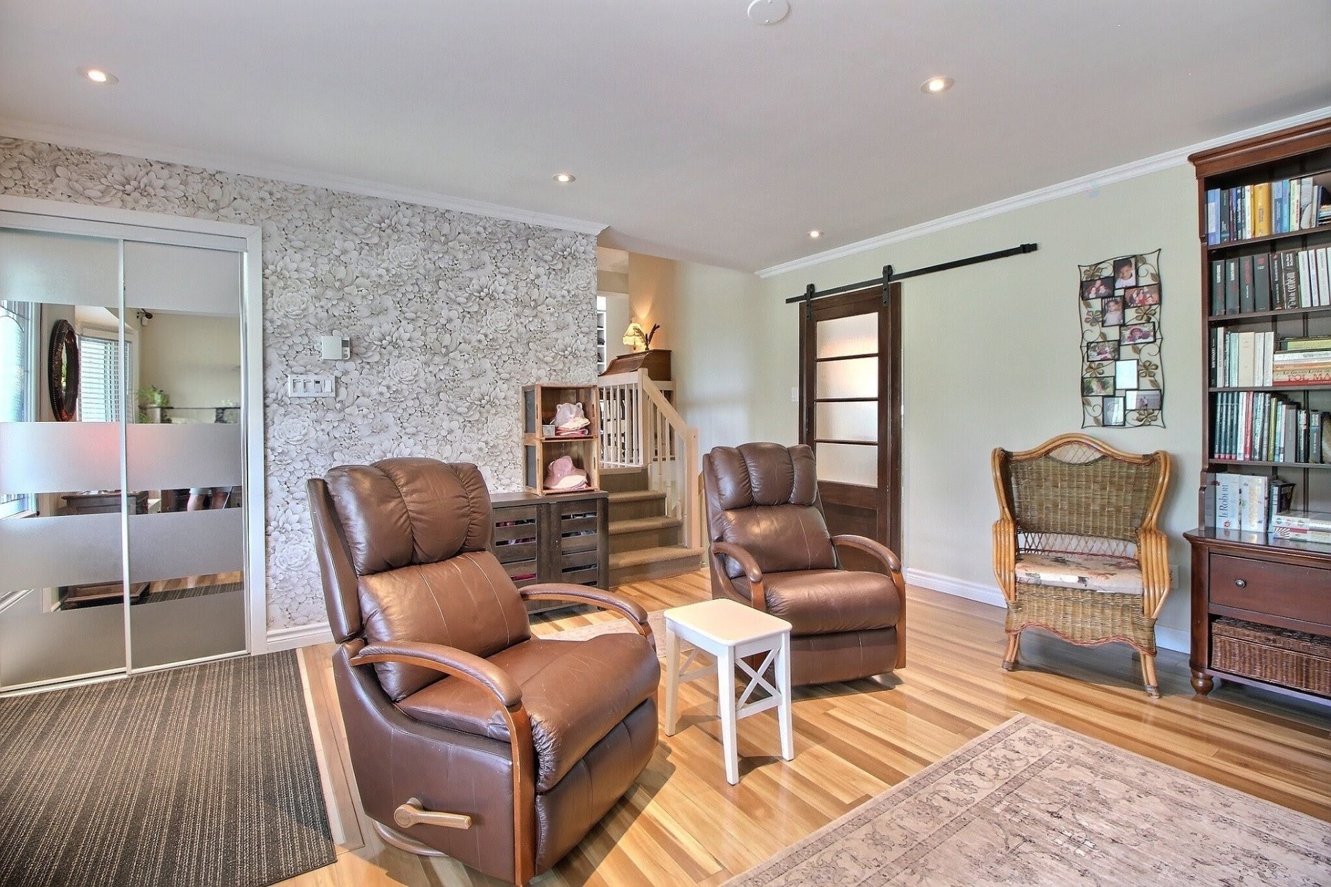









2090


Av. du Capitaine-Veilleux

,
Shawinigan,




QC
G9P1A4

