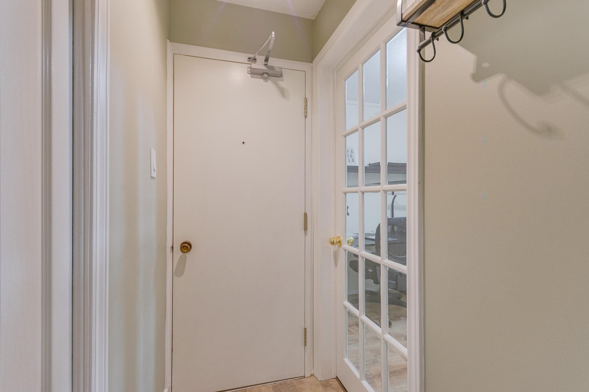 









26


Rue de Deauville

, 1,
Gatineau (Hull),




QC
J8Z3C1

