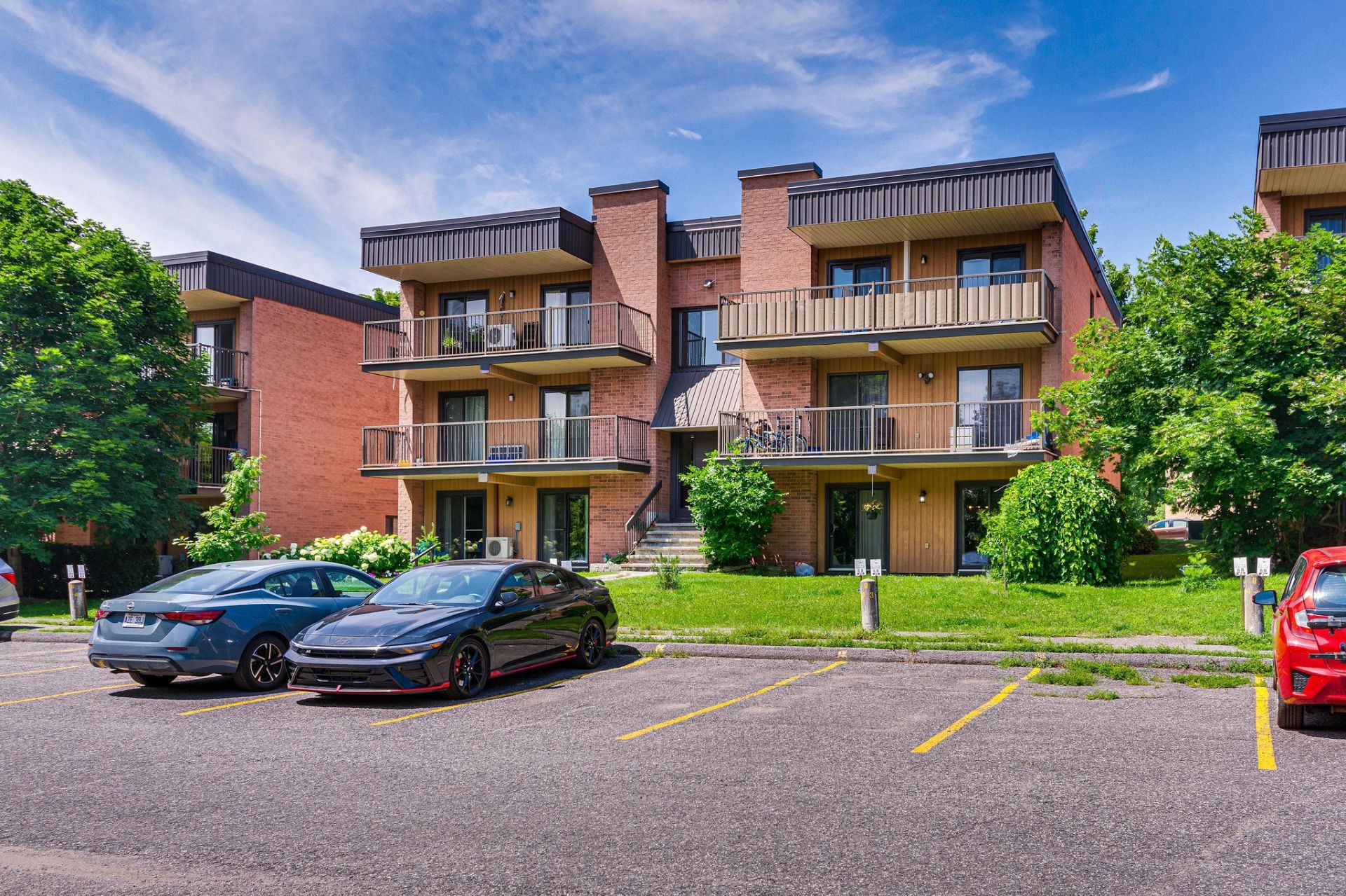 









26


Rue de Deauville

, 1,
Gatineau (Hull),




QC
J8Z3C1

