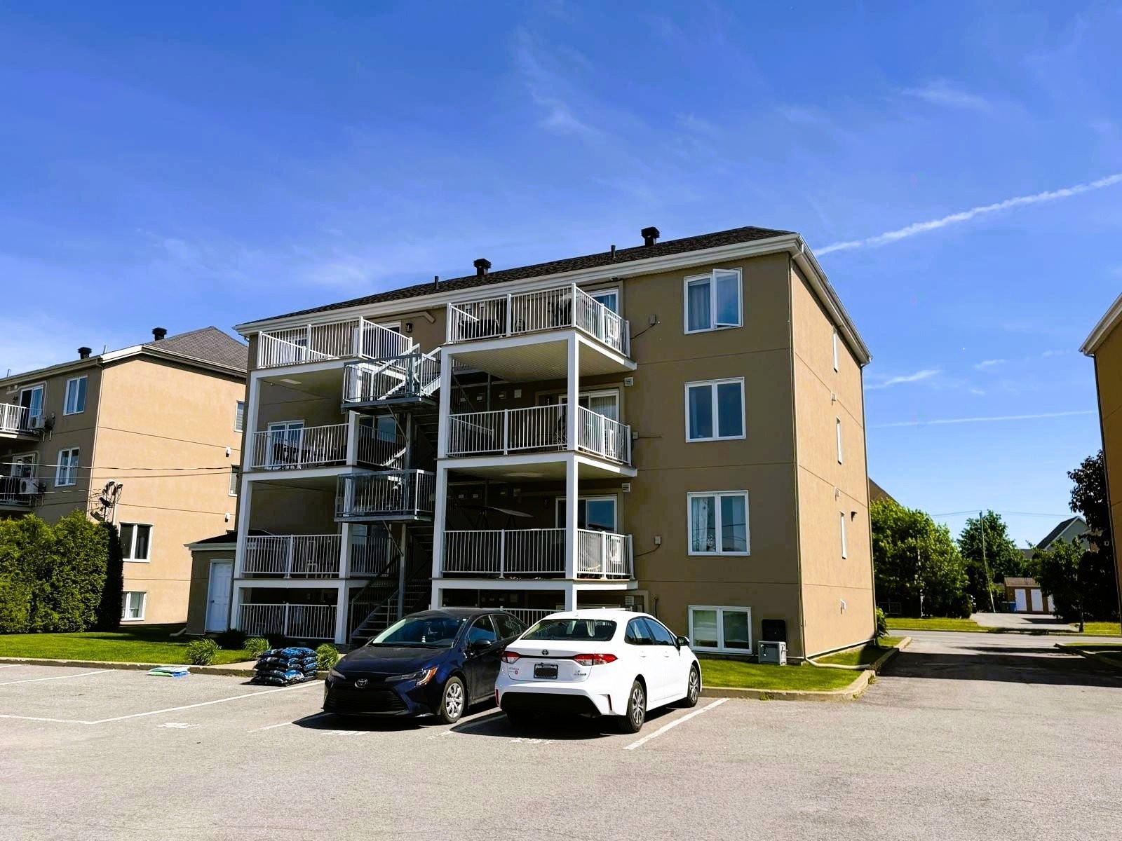 









819


Boul. le Bourg-Neuf

, 101,
Repentigny (Le Gardeur),




QC
J5Z0A3

