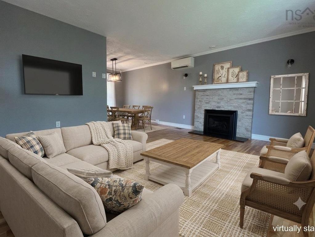 












1 Brook Street

,
Fletchers Lake,




NS
B2T 1A5

