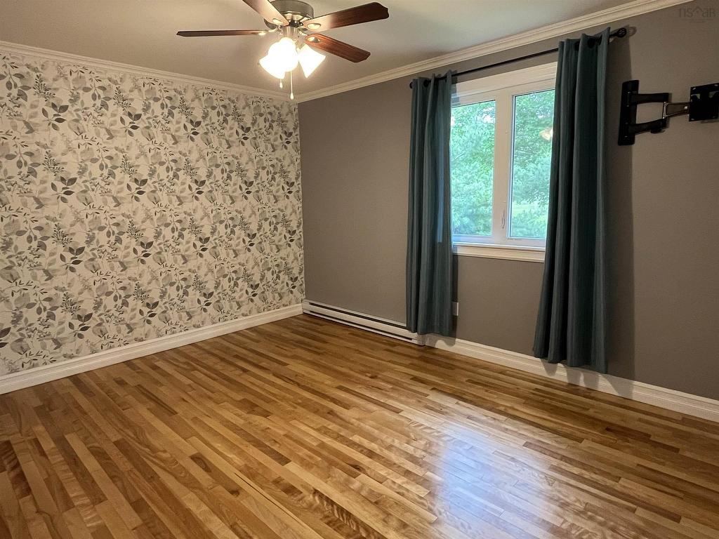 












1 Brook Street

,
Fletchers Lake,




NS
B2T 1A5

