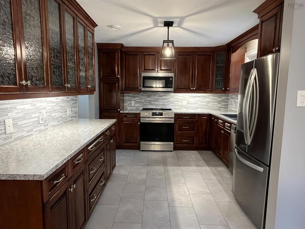 












1 Brook Street

,
Fletchers Lake,




NS
B2T 1A5

