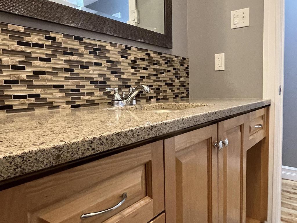 












1 Brook Street

,
Fletchers Lake,




NS
B2T 1A5


