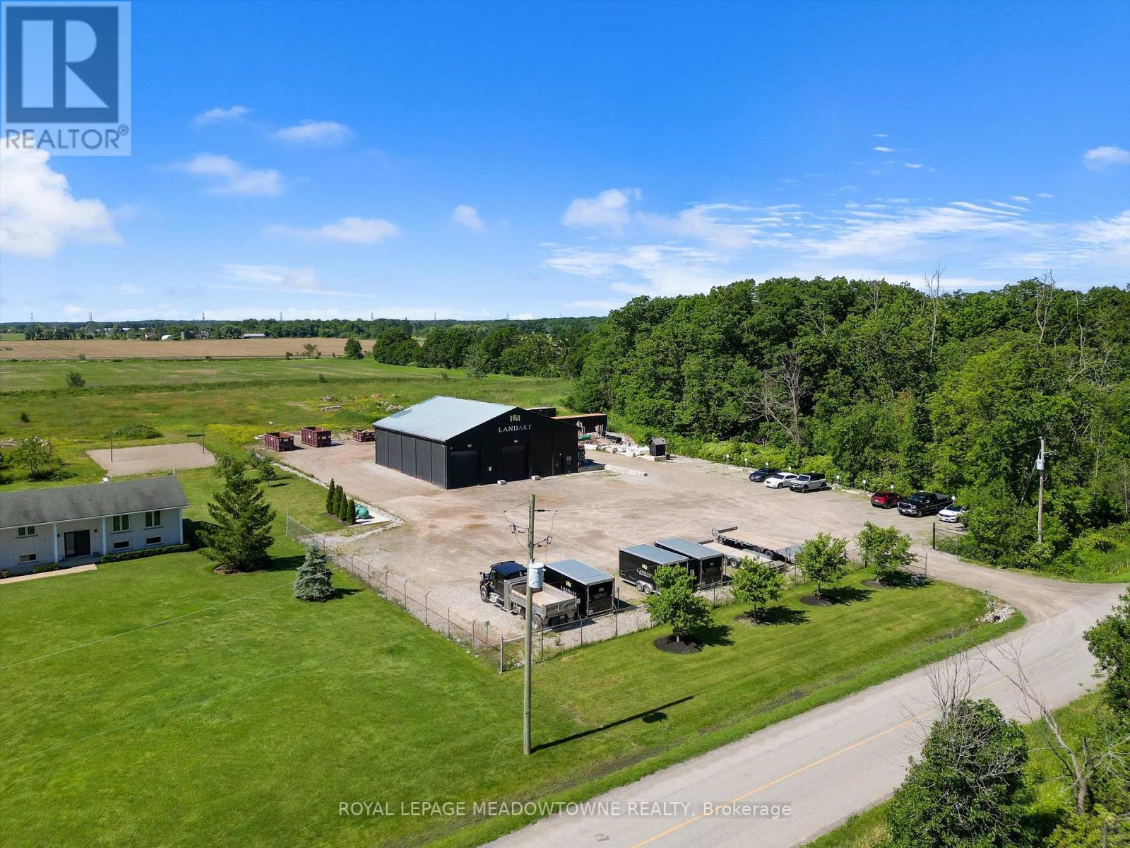 












3365 SOUTH GRIMSBY ROAD 10

,
West Lincoln,







Ontario
L0R2A0

