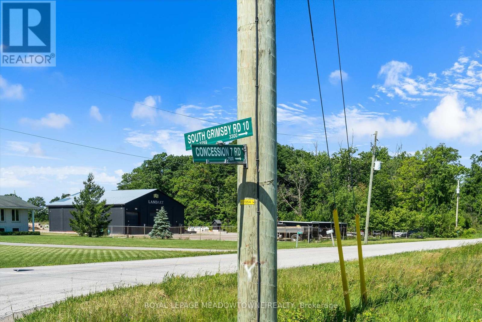 












3365 SOUTH GRIMSBY ROAD 10

,
West Lincoln,







Ontario
L0R2A0

