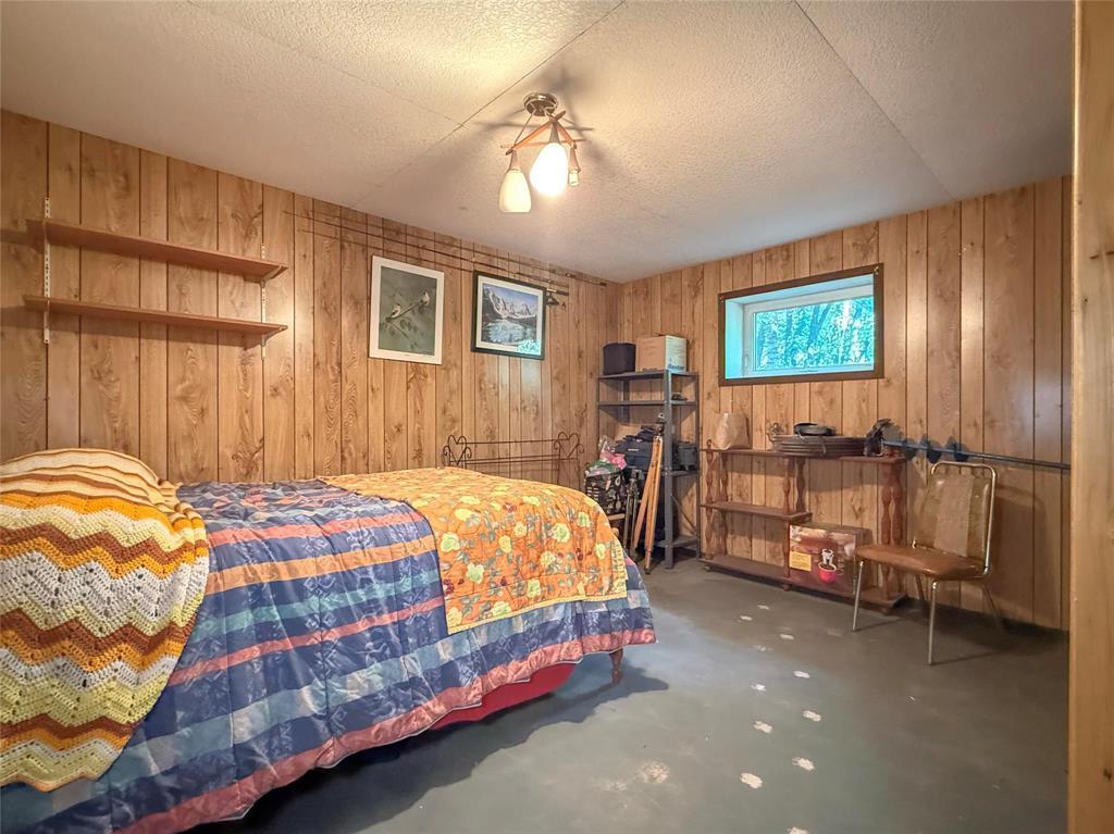 












199 Oak Street E

,
Oak Lake,




Manitoba
R0M1P0


