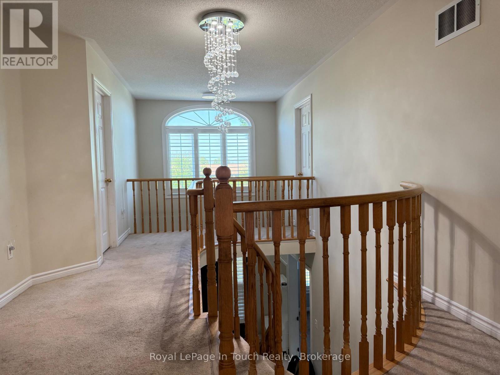 












384 KELLER DRIVE

,
Midland,




Ontario
L4R0A7


