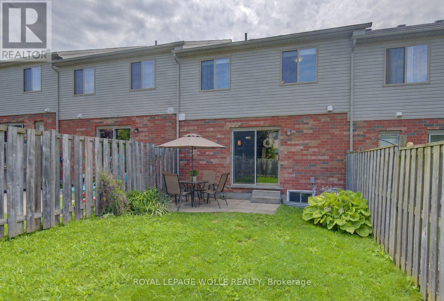 












6 EDWARDS STREET

,
Guelph,




Ontario
N1E0B2

