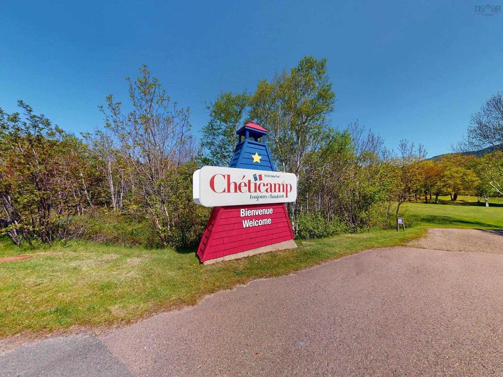 












16537 Cabot Trail Road

,
Chéticamp,




NS
B0E 1H0


