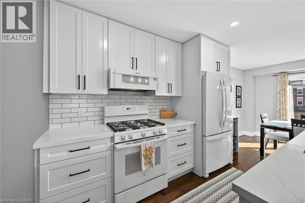 












10 AMBER Street

,
Waterford,




Ontario
N0E1Y0

