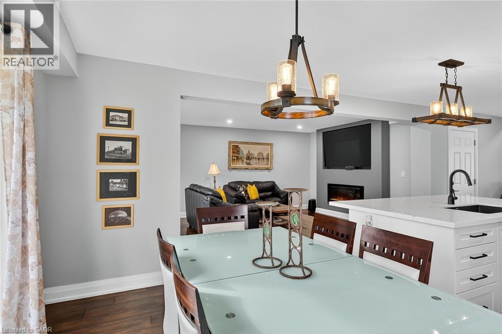 












10 AMBER Street

,
Waterford,




Ontario
N0E1Y0

