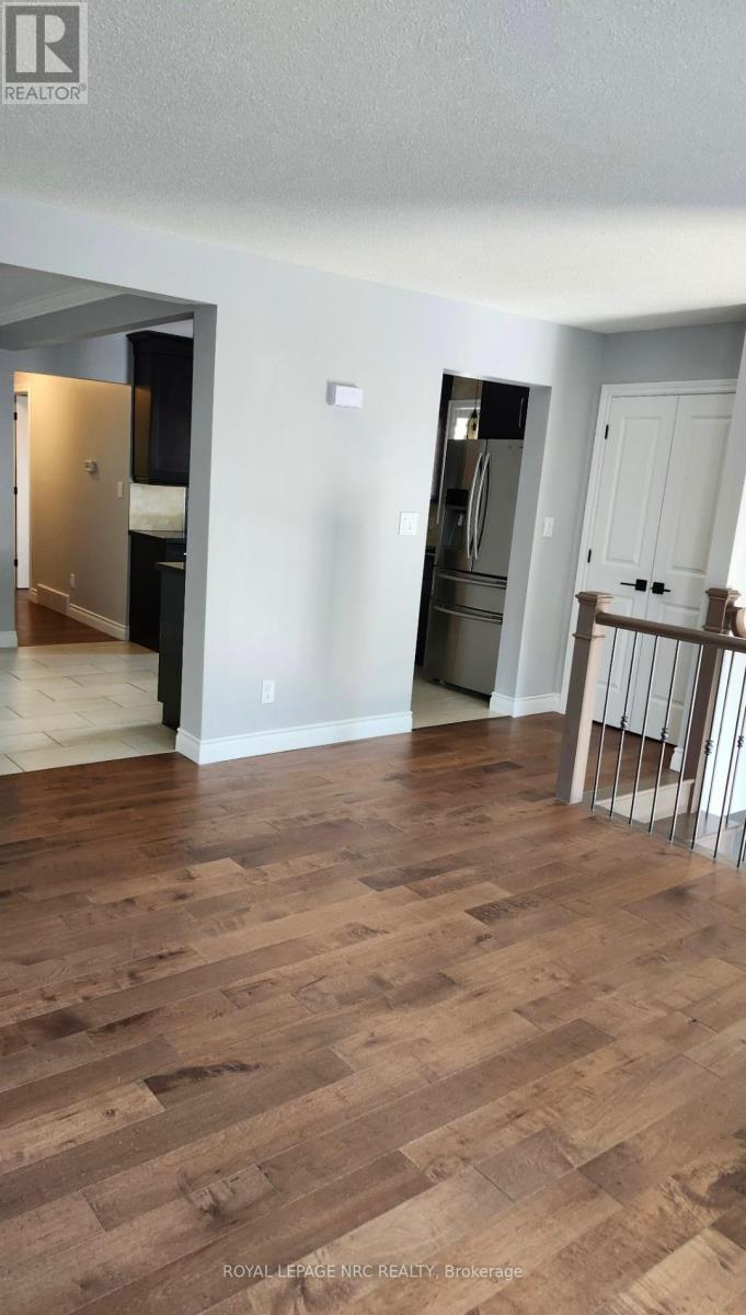 












7689 TRACKVIEW STREET

,
Niagara Falls (Ascot),




Ontario
L2H2Z6

