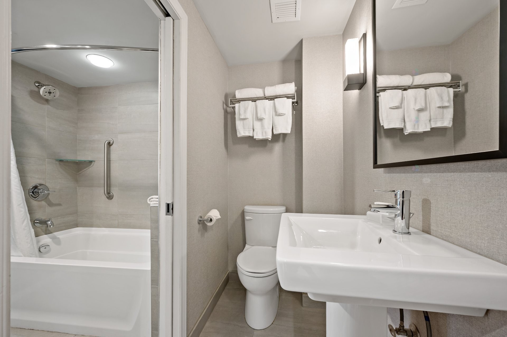 









3035


Ch. de la Chapelle

, 208,
Mont-Tremblant,




QC
J8E1E1

