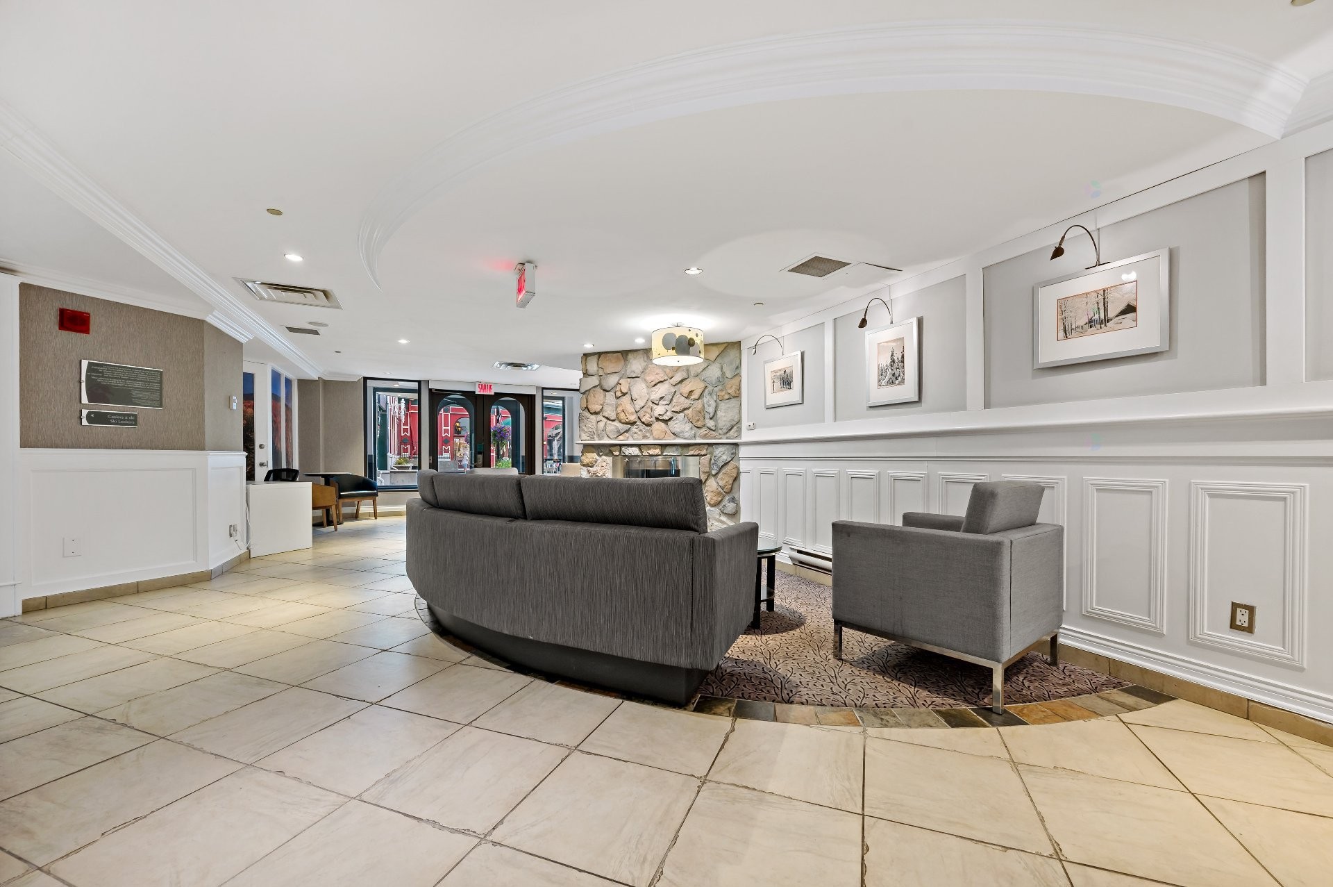 









3035


Ch. de la Chapelle

, 208,
Mont-Tremblant,




QC
J8E1E1

