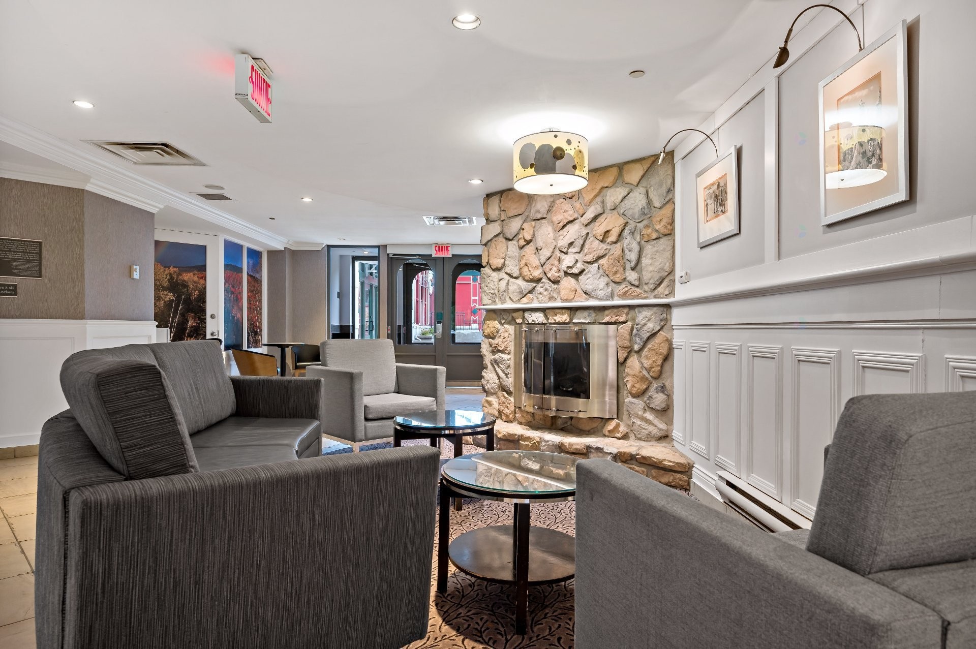









3035


Ch. de la Chapelle

, 208,
Mont-Tremblant,




QC
J8E1E1

