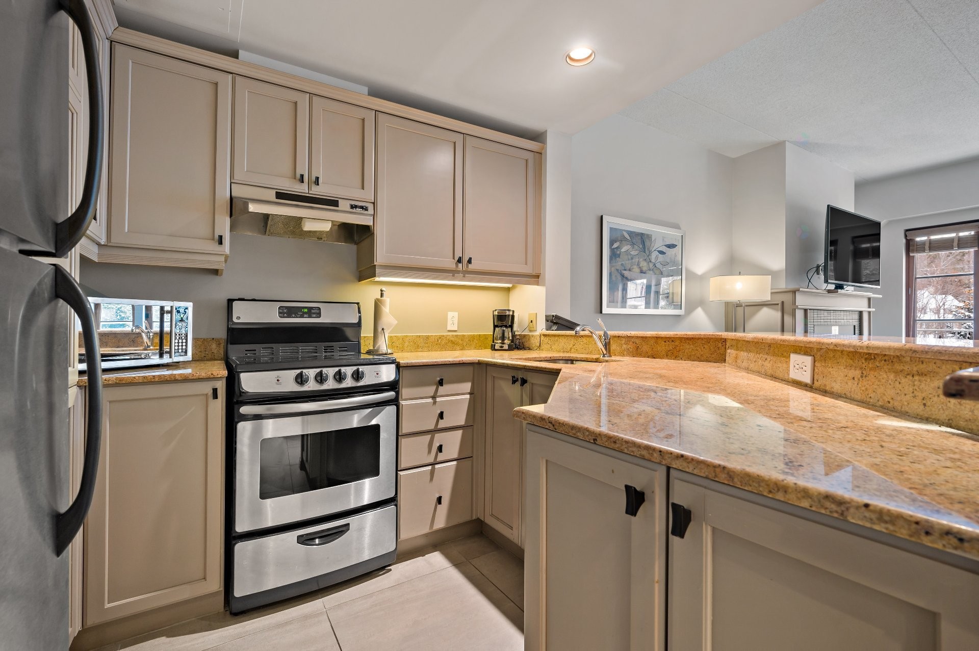 









3035


Ch. de la Chapelle

, 208,
Mont-Tremblant,




QC
J8E1E1

