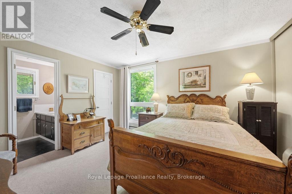 












1147A FLYERS COVE LANE

,
Frontenac (Frontenac North),




Ontario
K0H2M0

