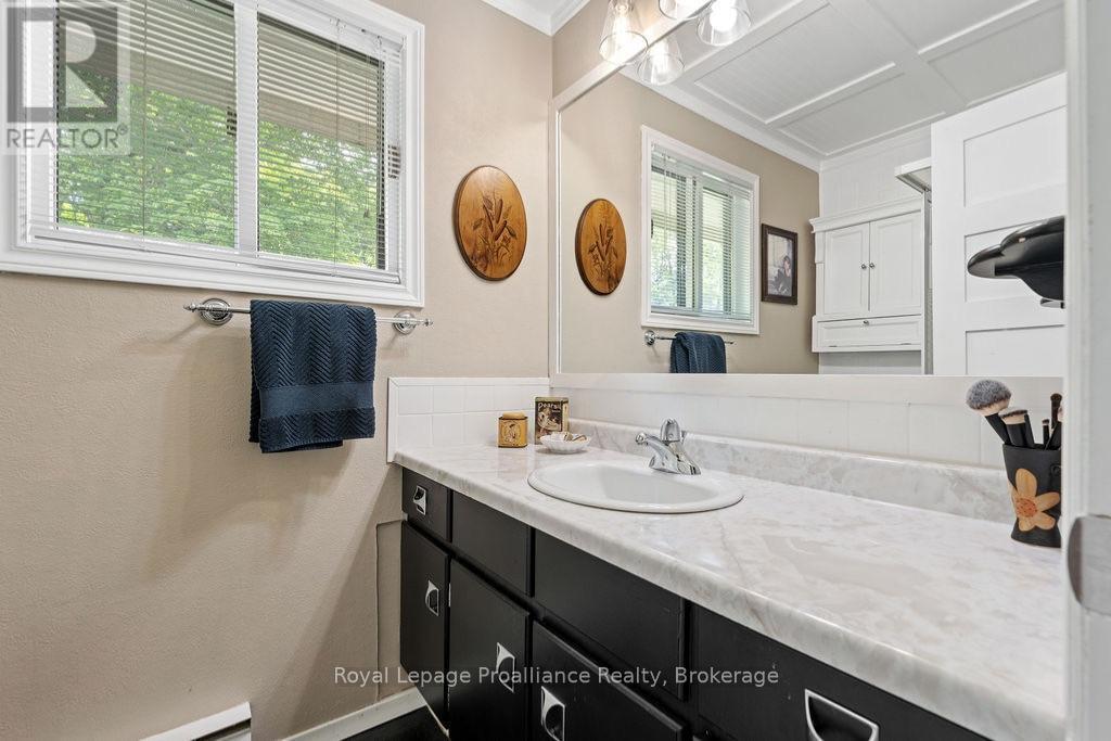 












1147A FLYERS COVE LANE

,
Frontenac (Frontenac North),




Ontario
K0H2M0

