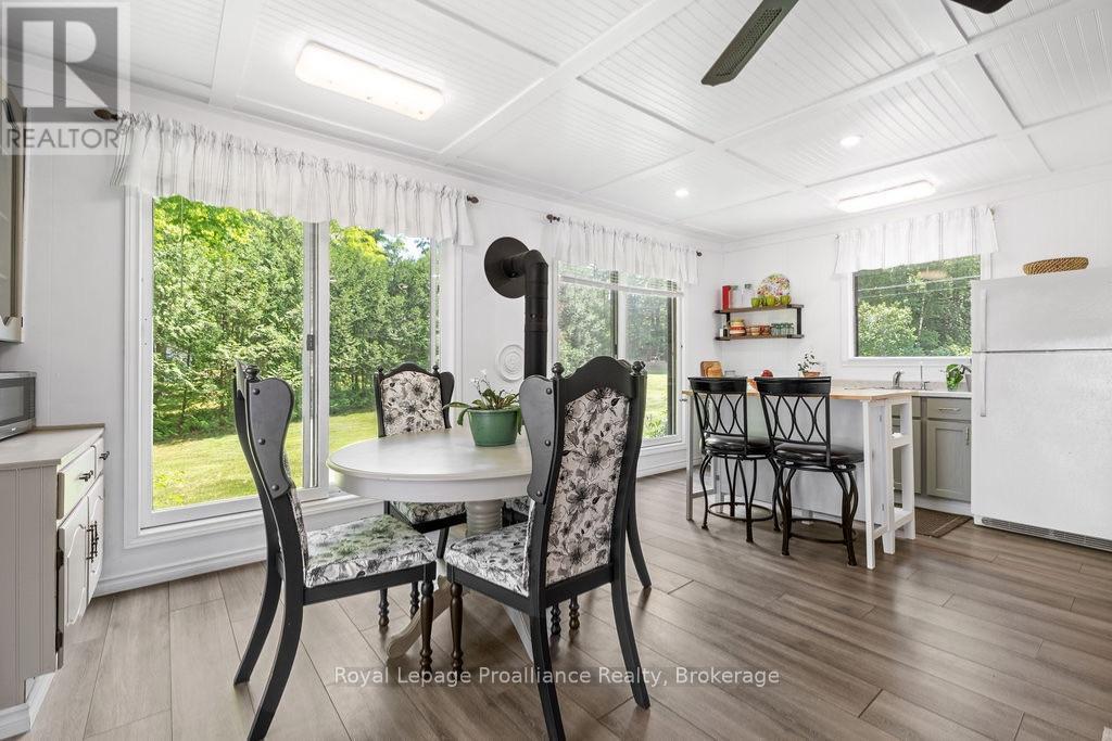












1147A FLYERS COVE LANE

,
Frontenac (Frontenac North),




Ontario
K0H2M0

