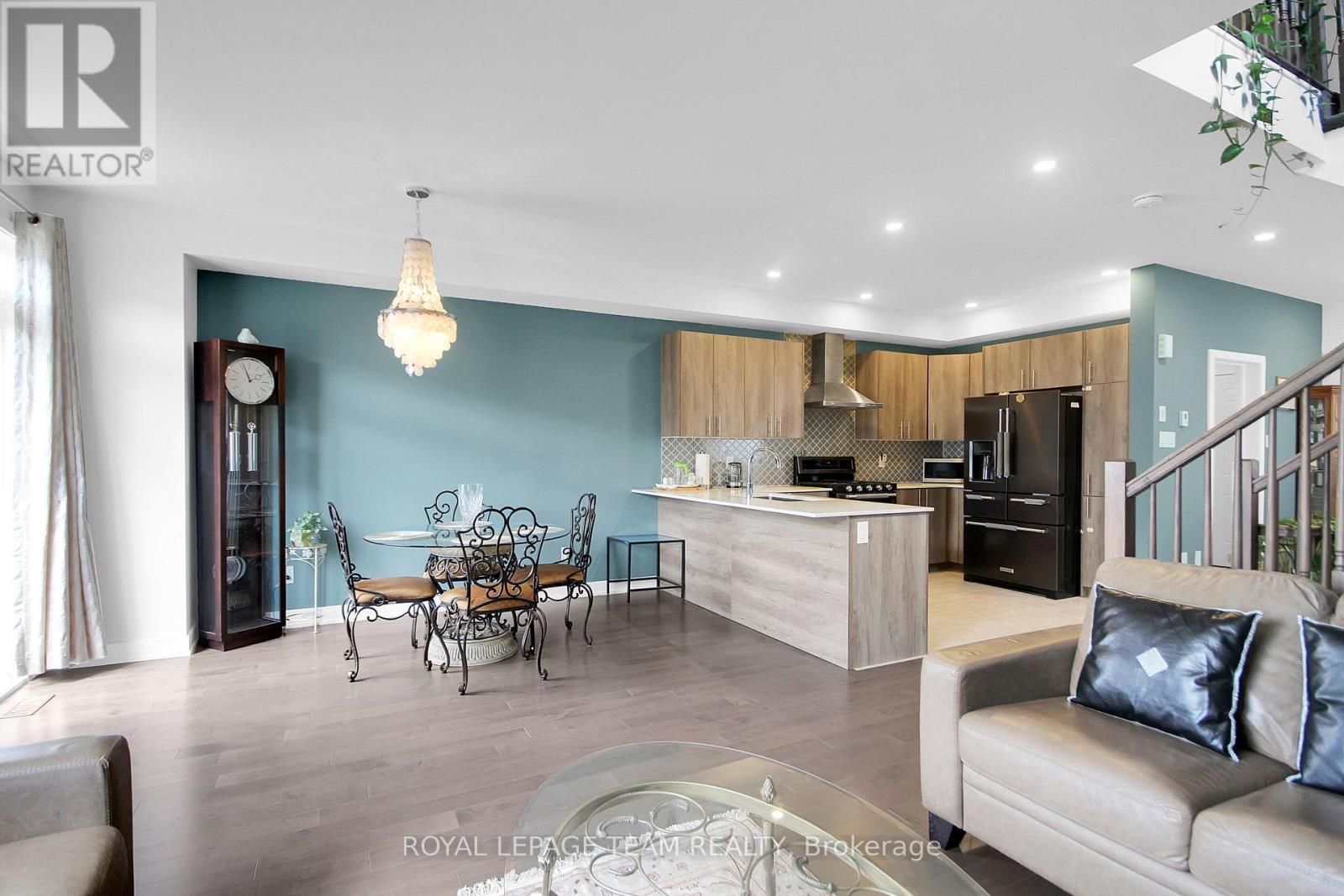 












67 HEIRLOOM STREET

,
Ottawa,




Ontario
K4M0K9

