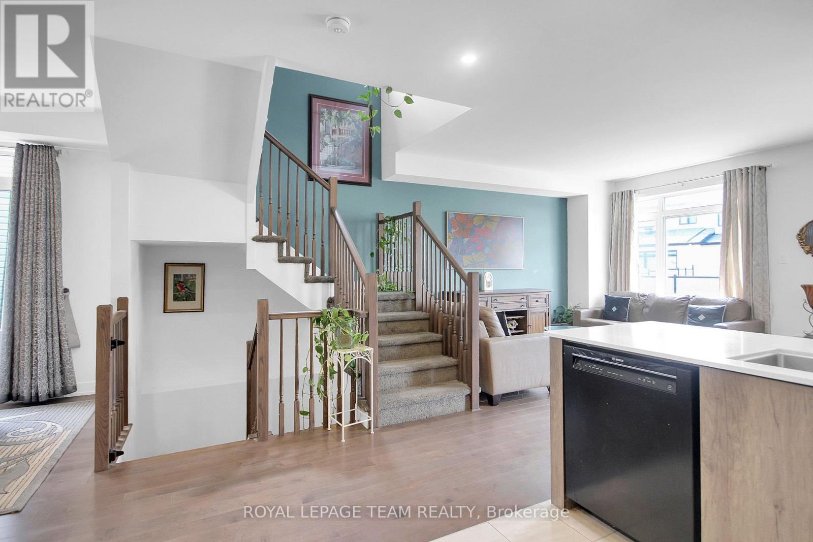 












67 HEIRLOOM STREET

,
Ottawa,




Ontario
K4M0K9

