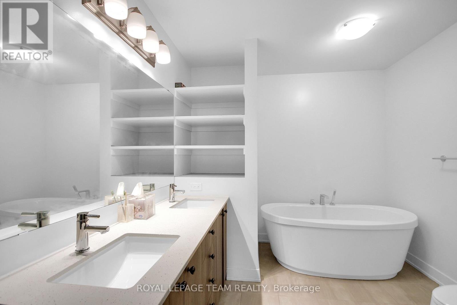 












67 HEIRLOOM STREET

,
Ottawa,




Ontario
K4M0K9

