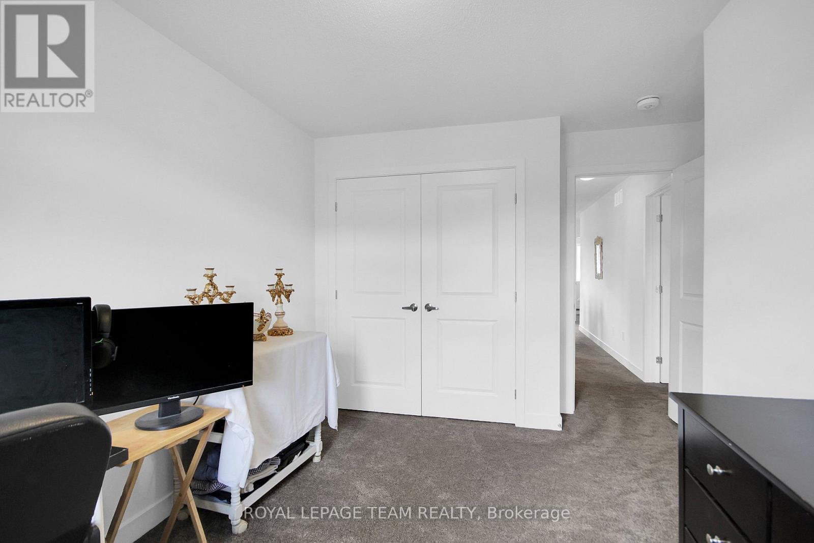 












67 HEIRLOOM STREET

,
Ottawa,




Ontario
K4M0K9

